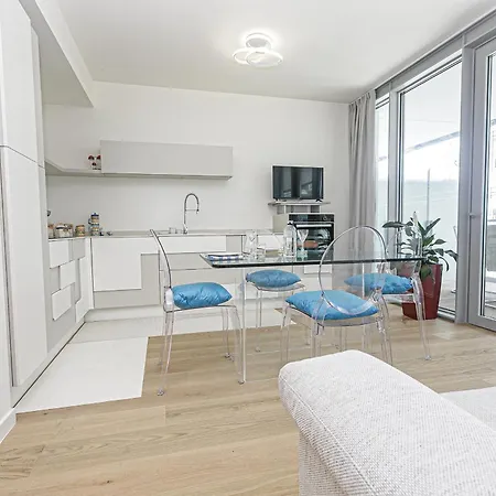شقة Iflat La Casa Sul Waterfront Di Levante *