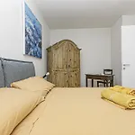 Iflat La Casa Sul Waterfront Di Levante * Genova
